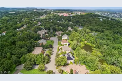 4 Centennial Ct, Totowa, NJ 07512 - Photo 44