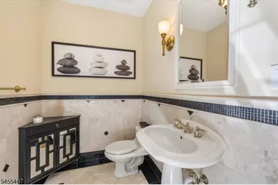 4 Centennial Ct, Totowa, NJ 07512 - Photo 16