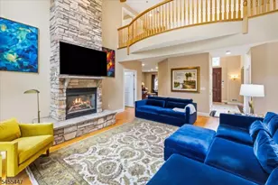 4 Centennial Ct, Totowa, NJ 07512 - Photo 10