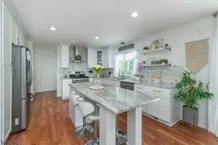 61 Rock Rd, Washington Township, NJ 07853 - Photo 10