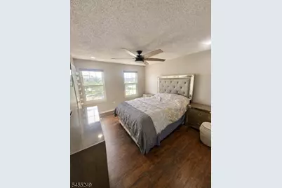 22 Seton Hall Dr, Newark, NJ 07103 - Photo 24