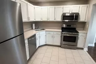 22 Seton Hall Dr, Newark, NJ 07103 - Photo 12