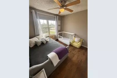 22 Seton Hall Dr, Newark, NJ 07103 - Photo 32