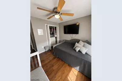 22 Seton Hall Dr, Newark, NJ 07103 - Photo 30