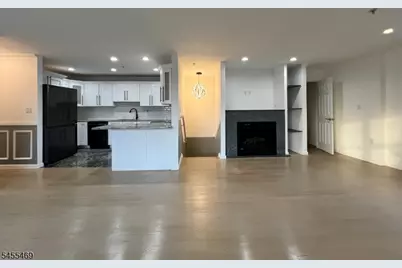 614 Fairview Ave, Fairview, NJ 07022 - Photo 2