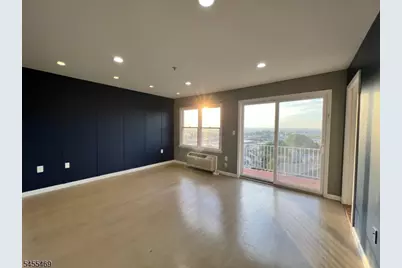 614 Fairview Ave, Fairview, NJ 07022 - Photo 8