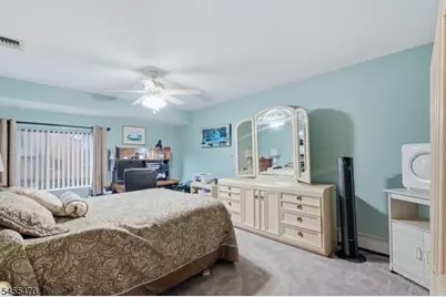 2 Heritage Way, Rockaway Township, NJ 07866 - Photo 20