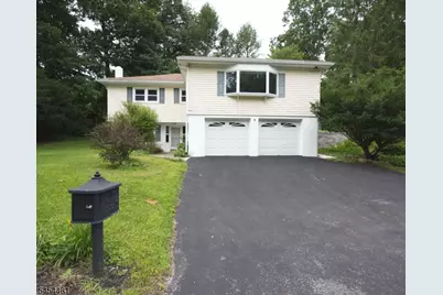 4 Rainbow Trl, Vernon, NJ 07422 - Photo 2