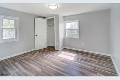 4 Emmans Rd, Roxbury Township, NJ 07852 - Photo 6