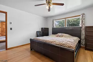 163 Baldwin Pl, Bloomfield, NJ 07003 - Photo 24