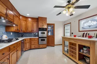 163 Baldwin Pl, Bloomfield, NJ 07003 - Photo 14
