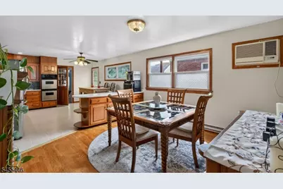 163 Baldwin Pl, Bloomfield, NJ 07003 - Photo 12