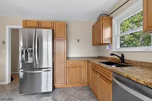 163 Baldwin Pl, Bloomfield, NJ 07003 - Photo 38