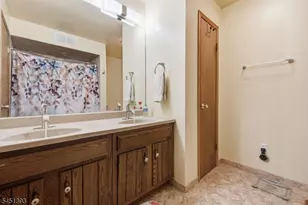 235 Cherokee Rd, Andover Township, NJ 07848 - Photo 28