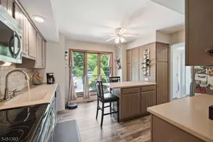 235 Cherokee Rd, Andover Township, NJ 07848 - Photo 10
