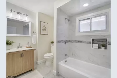 187 Rutledge Ave, East Orange, NJ 07017 - Photo 18
