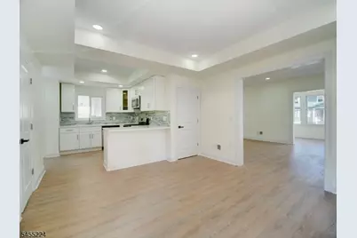 187 Rutledge Ave, East Orange, NJ 07017 - Photo 12
