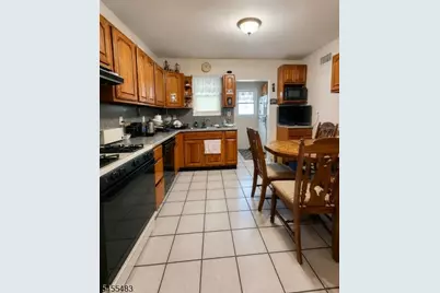 64 James St, Bloomfield, NJ 07003 - Photo 4