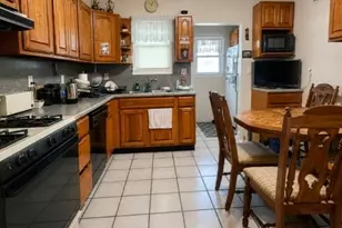 64 James St, Bloomfield, NJ 07003 - Photo 4