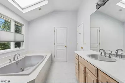 100 Glenwood Rd, Cranford Township, NJ 07016 - Photo 18