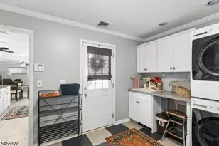 100 Glenwood Rd, Cranford Township, NJ 07016 - Photo 12