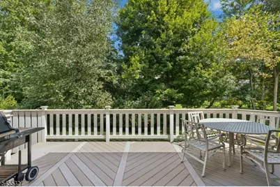 100 Glenwood Rd, Cranford Township, NJ 07016 - Photo 26