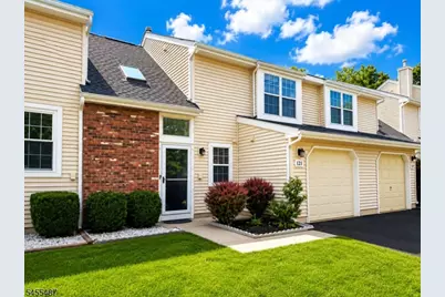 121 Harrow Dr, Franklin Township, NJ 08873 - Photo 2