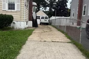 411 Grant St, Linden, NJ 07036 - Photo 2