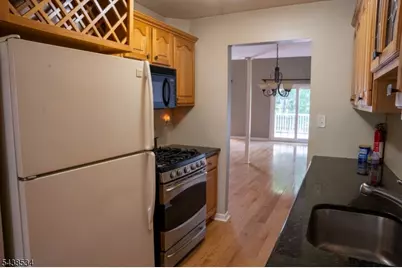 4 Delaware Ln, Branchburg Township, NJ 08876 - Photo 14