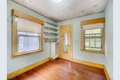 8 Whitman Ave, East Orange, NJ 07017 - Photo 20