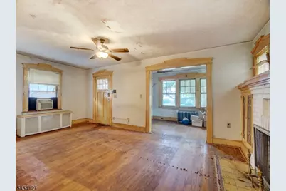 8 Whitman Ave, East Orange, NJ 07017 - Photo 10
