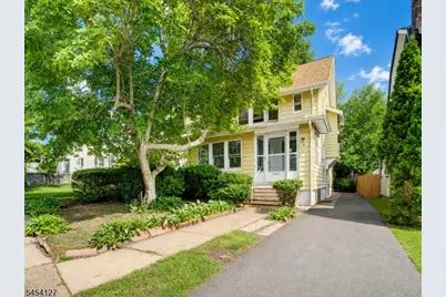 8 Whitman Ave, East Orange, NJ 07017 - Photo 2