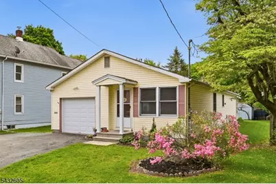 15 Orchard St, Bloomingdale, NJ 07403 - Photo 6