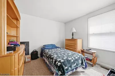 15 Orchard St, Bloomingdale, NJ 07403 - Photo 22