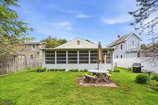 15 Orchard St, Bloomingdale, NJ 07403 - Photo 44
