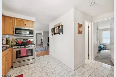 15 Orchard St, Bloomingdale, NJ 07403 - Photo 18