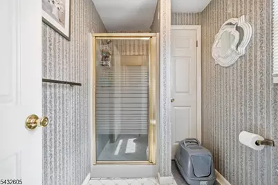 15 Orchard St, Bloomingdale, NJ 07403 - Photo 34