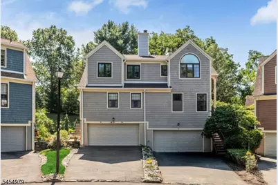 72 Tanager Ct, Wayne, NJ 07470 - Photo 1