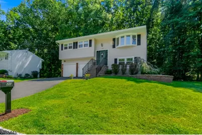 46 Deer Path Dr, Mount Olive, NJ 07836 - Photo 4