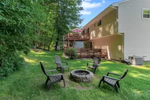 46 Deer Path Dr, Mount Olive, NJ 07836 - Photo 26