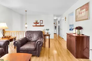 46 Deer Path Dr, Mount Olive, NJ 07836 - Photo 8