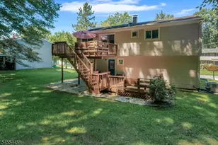 46 Deer Path Dr, Mount Olive, NJ 07836 - Photo 28