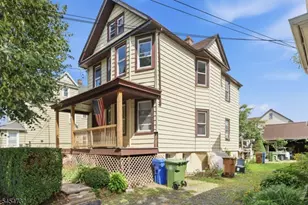 23 W 18th St, Linden, NJ 07036 - Photo 2