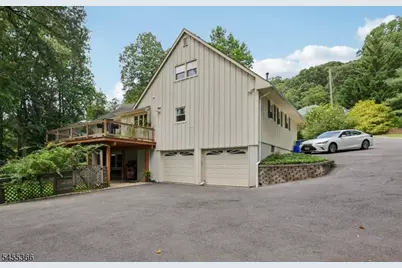 34 Forest Dr, Watchung, NJ 07069 - Photo 42