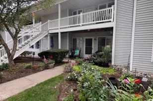 23 Village Green Rd, Bedminster Township, NJ 07921 - Photo 1