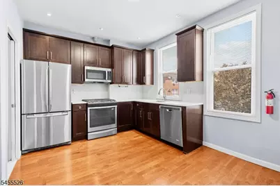 307 Henry St #2, Fairview, NJ 07022 - Photo 4