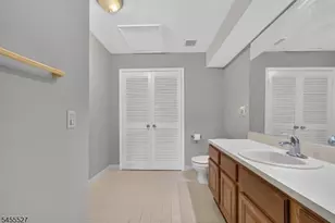 8 Augusta Dr, Clinton Township, NJ 08801 - Photo 22
