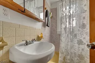 56 Madison St, Newark, NJ 07105 - Photo 18