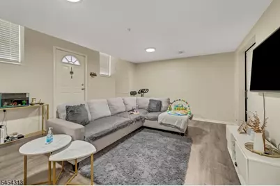 56 Madison St, Newark, NJ 07105 - Photo 4