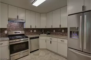 914 Timberbrooke Dr Ondo, Bedminster Township, NJ 07921 - Photo 10